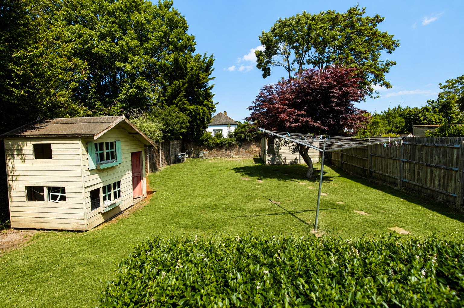 Ross Road, Wallington